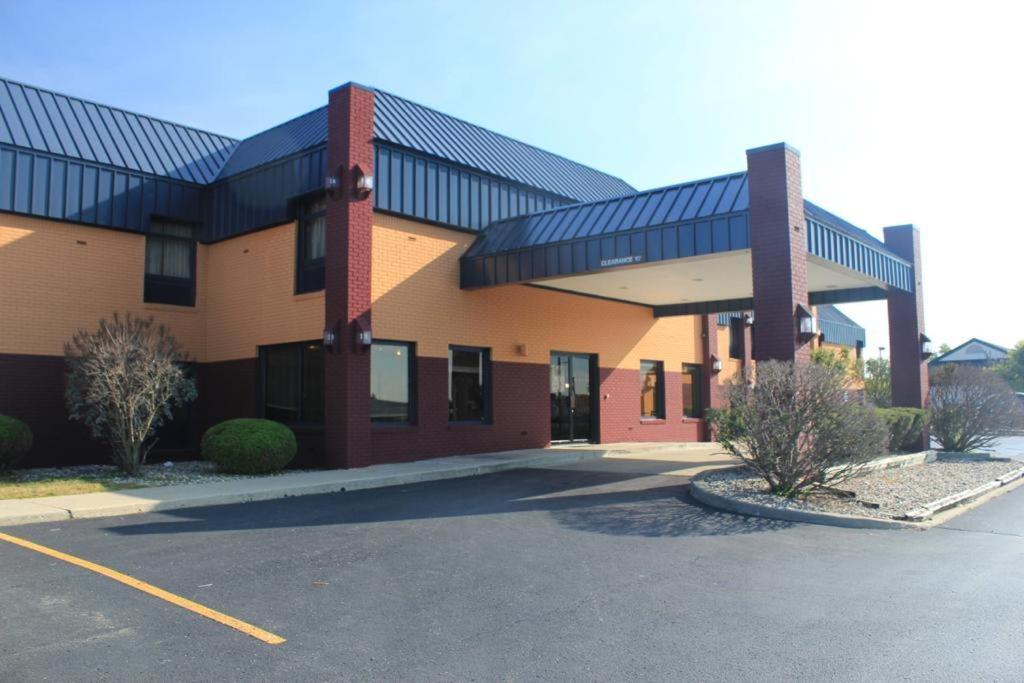Super 8 By Wyndham Columbia City Exteriör bild